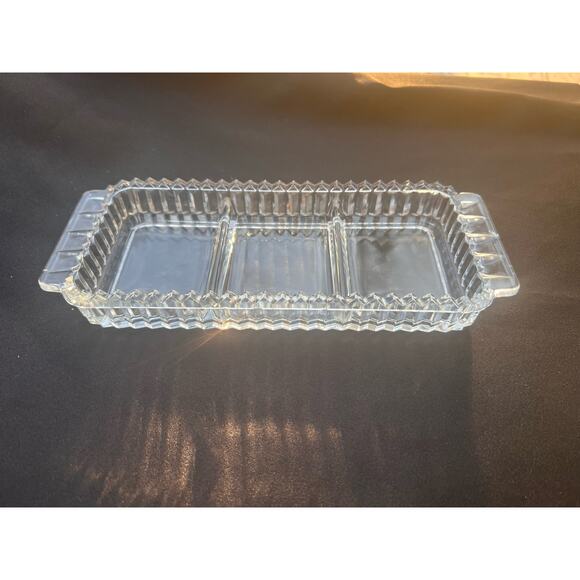 Vintage Divided Glass Relish tray - Picture 2 of 8